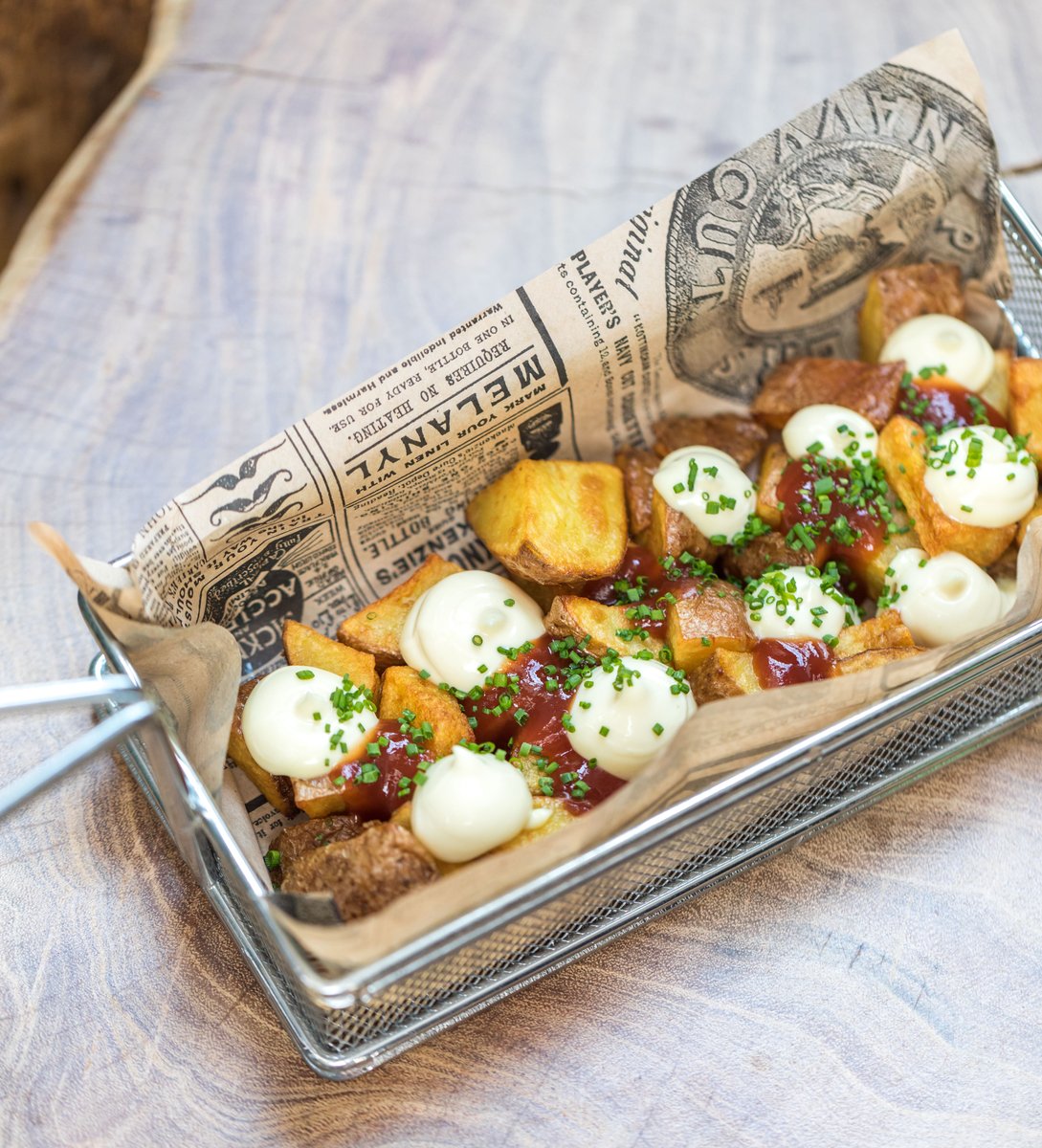 Gastro-Wine-Bar_Bravas-mas-salagros_CC